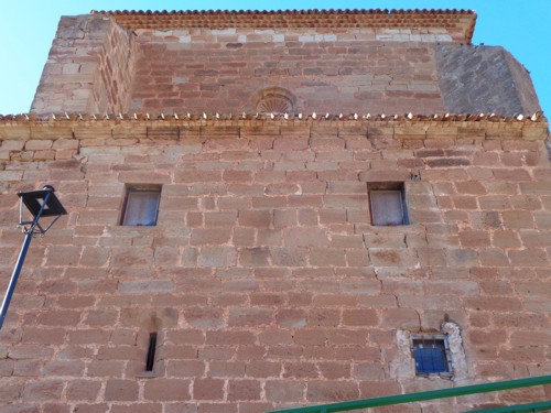 Fachada de la sacrist�a de la iglesia de San Bartolom� de Bienservida.