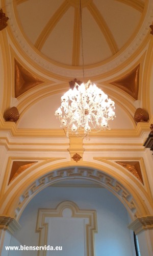 Arco de medio punto y c�pula.